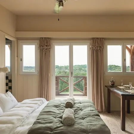 Holiday home Designer With Panoramic Views Castaignos-Souslens