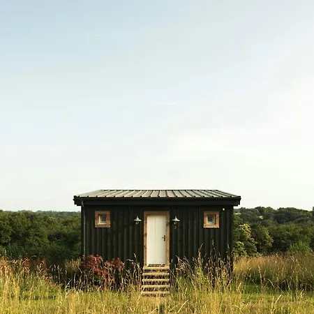 Designer With Panoramic Views * Castaignos-Souslens